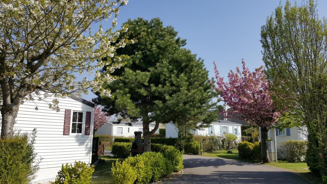 Camping Caravaning Les Cerisiers Berck Sur Mer 베르통 외부 사진